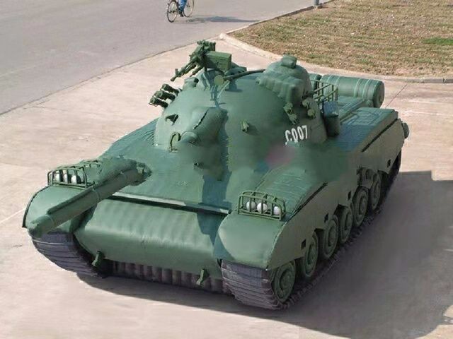 克孜勒苏柯尔克孜小型军事坦克