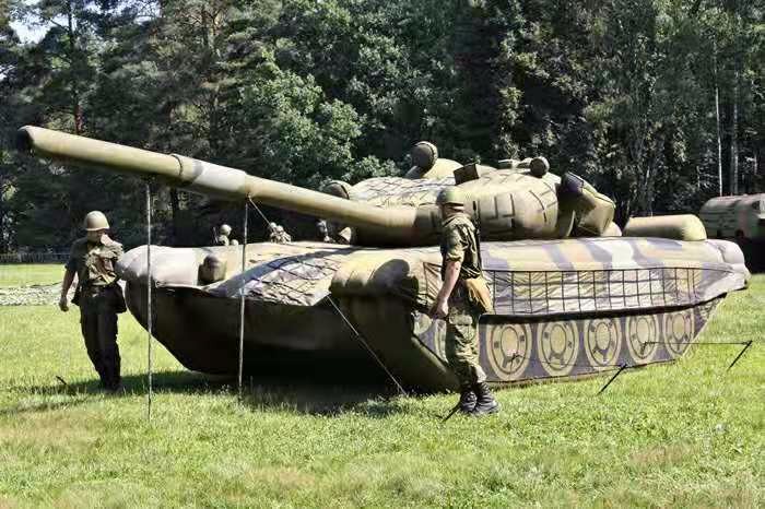 克孜勒苏柯尔克孜大型军用充气坦克